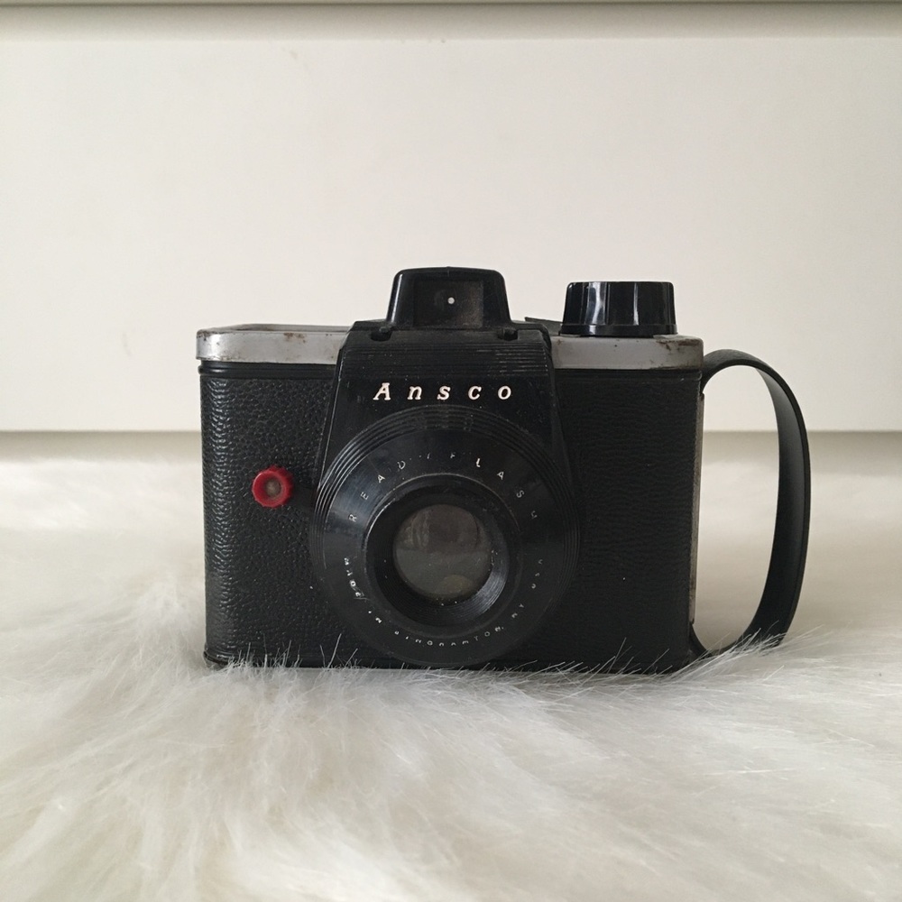 Vintage USA Ansco Ready Flash Camera
